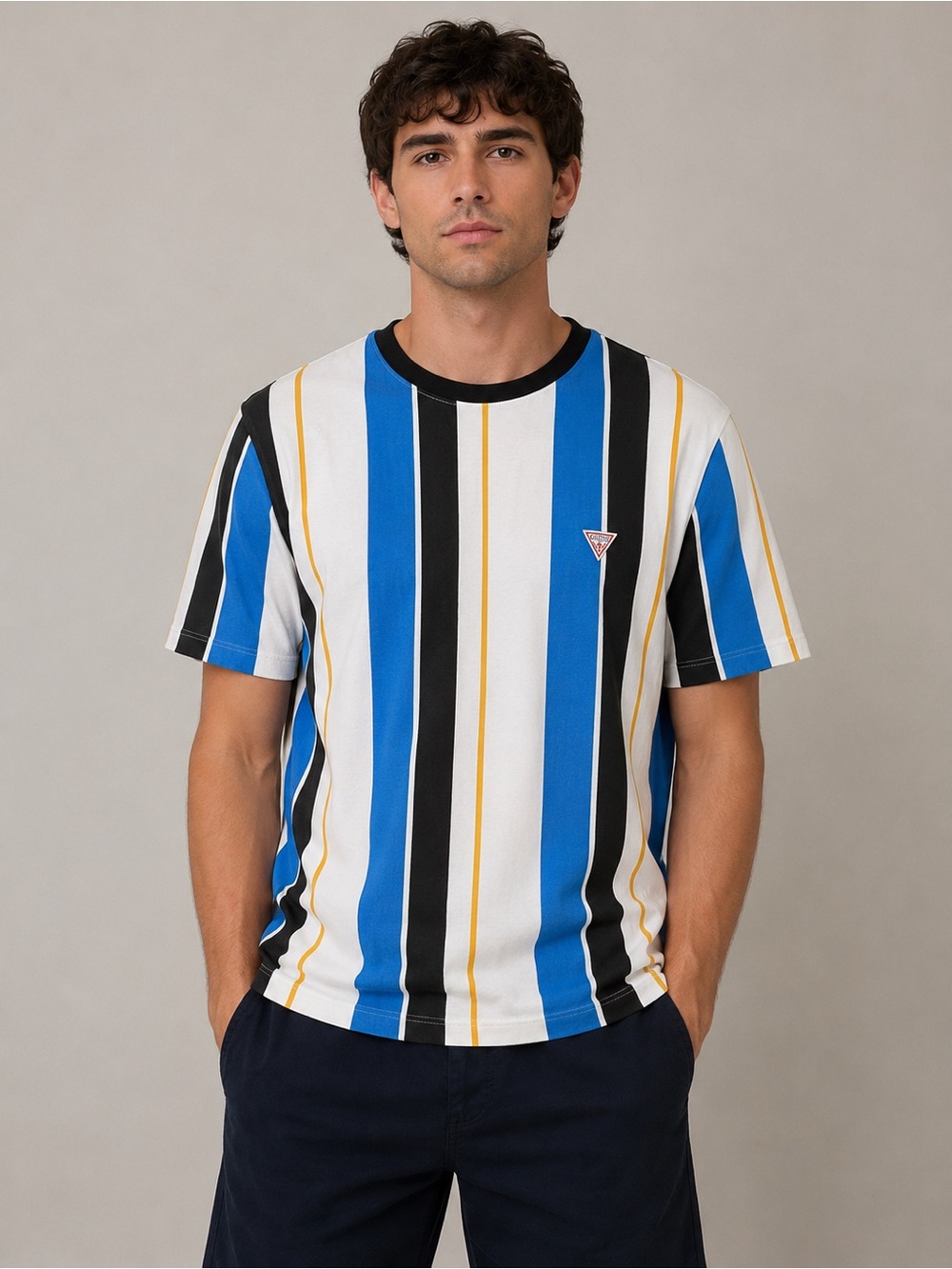 GUESS Men's Blue White Stripe T-Shirt Regular Fit Size Medium Crew Neck
